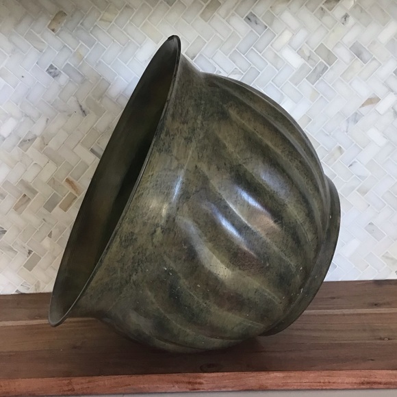 Decorative Green Distressed Metal Planter - Picture 2 of 4